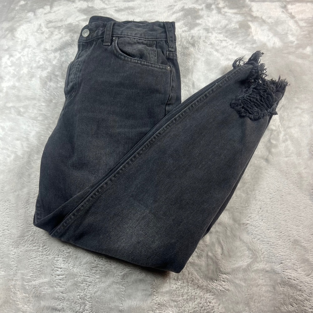 Free People Women's 26 We The Free Mid Rise Tapered Jeans Black Distressed‎ Hem